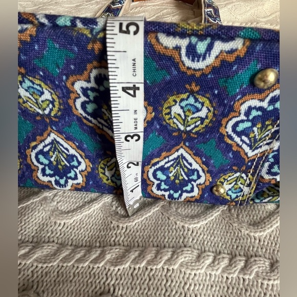 Stylish Blue and Gold Women's Tote Bag - Picture 13 of 16